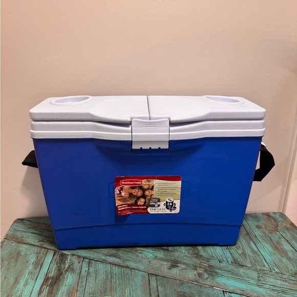 Rubbermaid The Slim Cooler 13QT/12.5L Blue With Split Lid Vintage - Picture 3 of 8